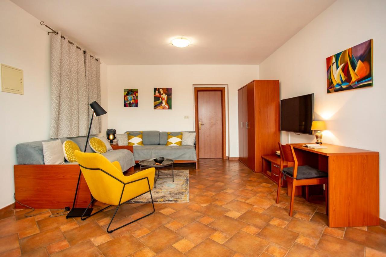 Apartments Maller Rovinj Eksteriør bilde